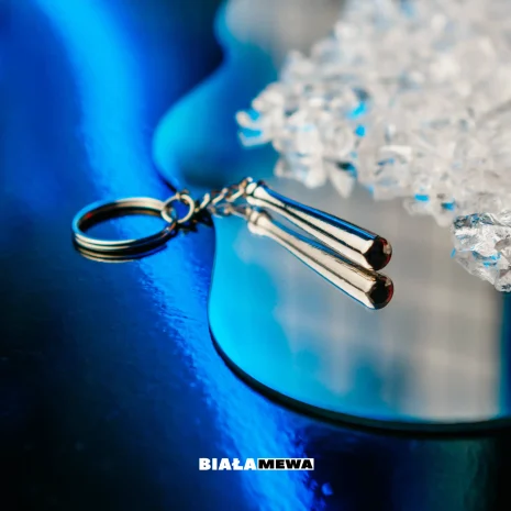 metalowy-pojemnik-z-ubijakiem-brelok-biala-mewa-6 AKCESORIA I GADŻETY | BRELOK | POJEMNIK | BIAŁA MEWA SKLEP