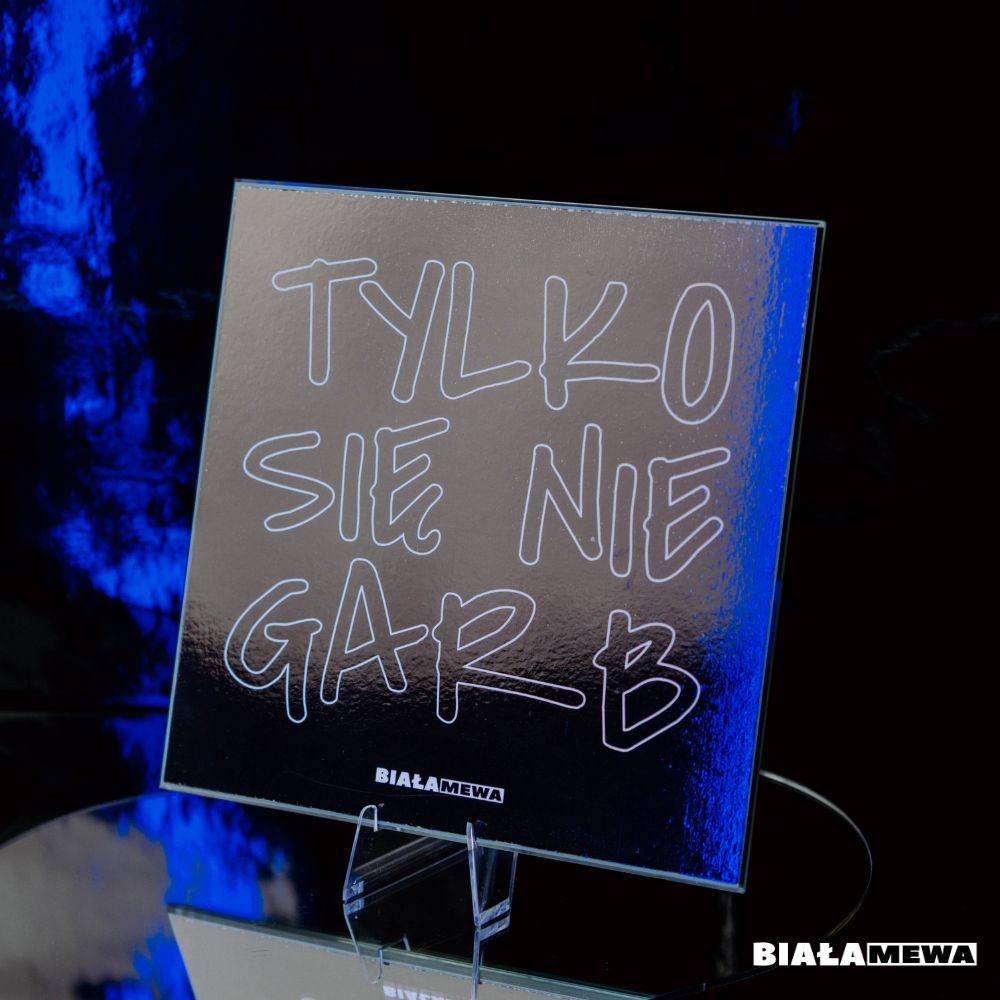 TACKA - TYLKO SIĘ NIE GARB