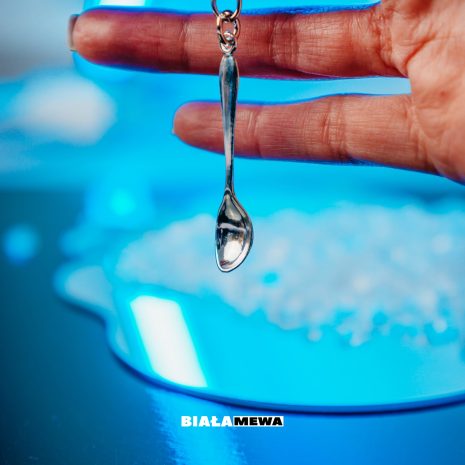 metalowa-lyzeczka-brelok-biala-mewa3 metalowa-lyzeczka-brelok-biala-mewa3